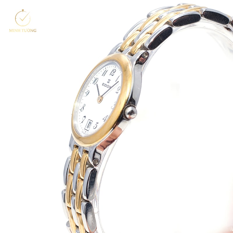 Tặng đồng hồ đeo tay nhắn nhủ người bạn hãy trân trọng thời gian