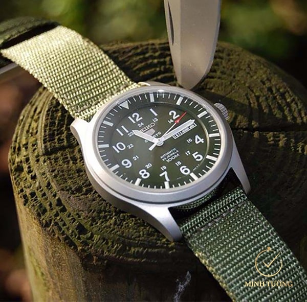 Đồng hồ Seiko 5 Army - “chàng trai sát gái thời bao cấp”