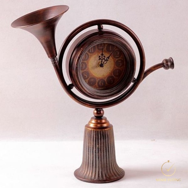 Lấy cảm hứng từ bông hoa loa kèn mang lại vẻ đẹp trang trọng và nhã nhặn