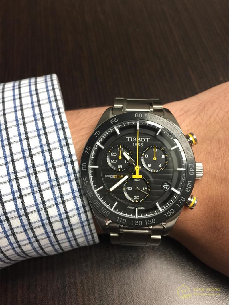 Mẫu đồng hồ thể thao tissot lấy cảm hứng từ siêu xe đua motor thể thao