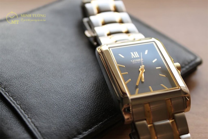 Đồng hồ citizen mặt vuông cho nam vì sao được yêu thích ?