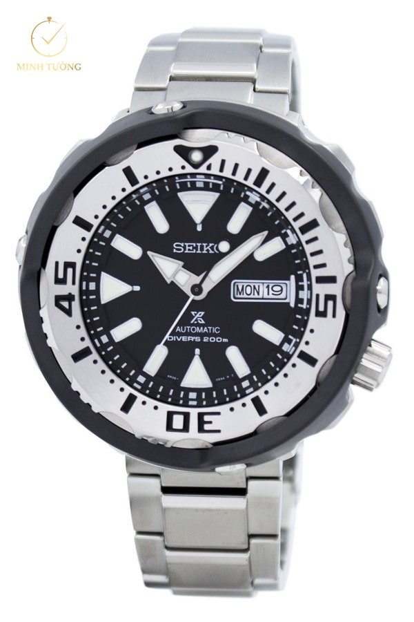 Đồng hồ Seiko dạ quang sẽ bền hơn nếu tránh bị ngấm nước nhiều