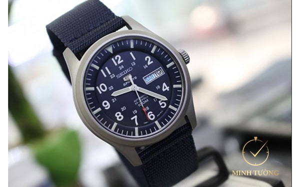 Đồng hồ Seiko 5