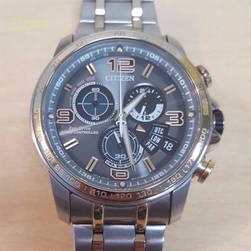 Dễ dàng phối đồ phong cách công sở cùng đồng hồ citizen GN-4W-S