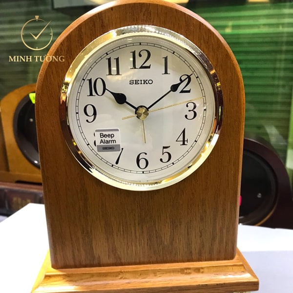 Seiko wooden table clock qxe031