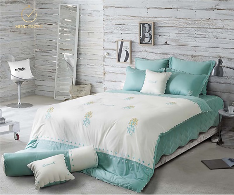 Tặng đồ nội thất, đồ gia dụng không chỉ thể hiện quan hệ thân thiết với gia chủ mà còn rất ý nghĩa và chân thành