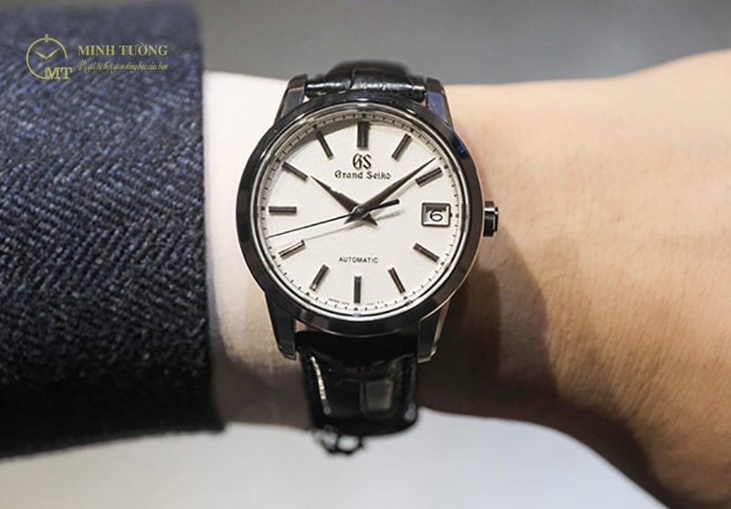 Thành công xứng đáng của đồng hồ nam Nhật Bản