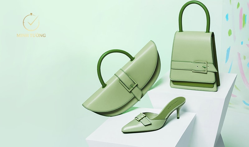 Một chiếc túi xách sẽ giúp phái nữ tự tin hơn rất nhiều mỗi khi ra ngoài