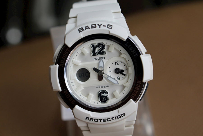 Nhấn nút C để đi đến chế độ giờ kép - Dual time - DT