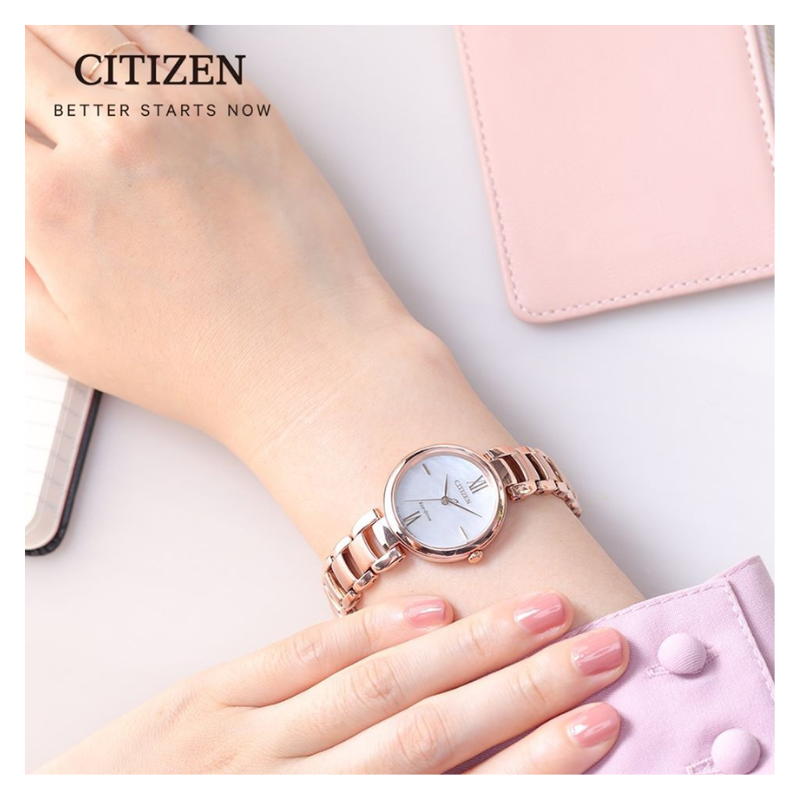citizen-em0532-85d-nu-kinh-sapphire-eco-drive-nang-luong-anh-sang-day-luoi-1