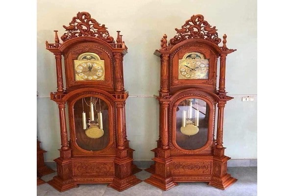Đồng hồ cây gỗ hương thiếc vàng