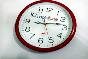 Đồng hồ treo tường in logo đẹp