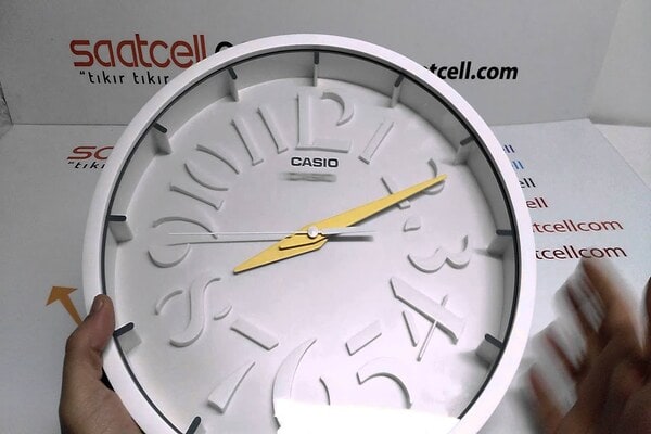 Đồng hồ treo tường tại TP.HCM Casio IQ-64-4DF