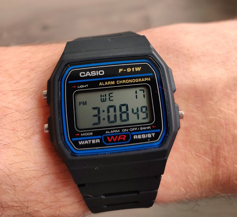 Chế độ bấm giờ trên đồng hồ Casio F91W